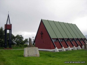 Iglesia de Miklibær