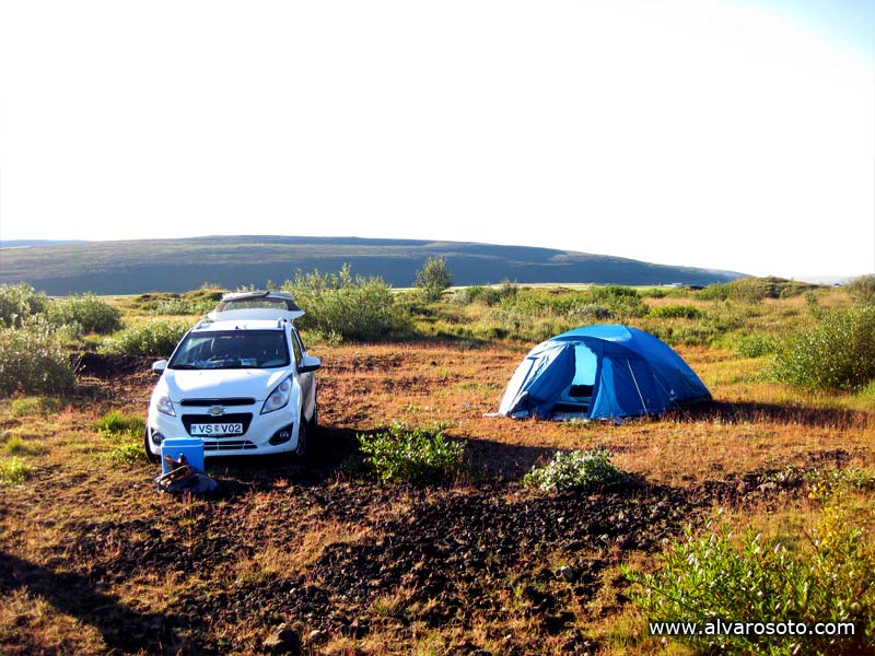 Acampada libre en Grenjaðarstaður